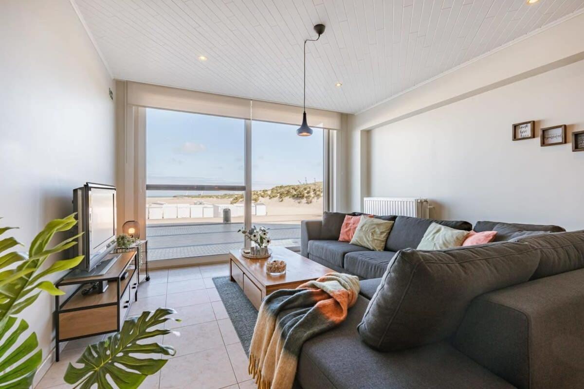 Huswell - Beachfront Apartment In Zeebrugge 외부 사진