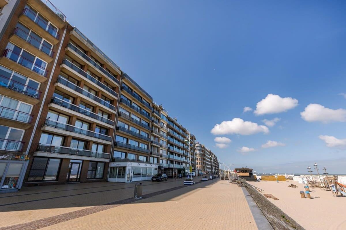 Huswell - Beachfront Apartment In Zeebrugge 외부 사진