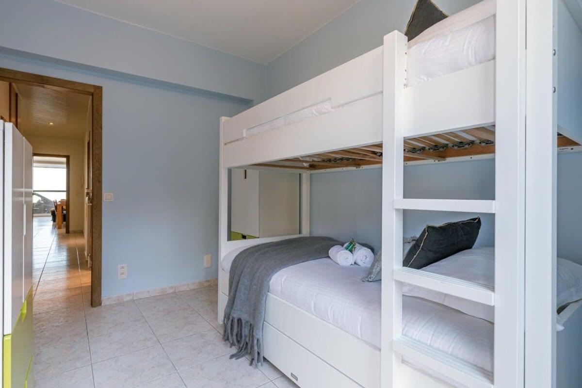 Huswell - Beachfront Apartment In Zeebrugge 외부 사진